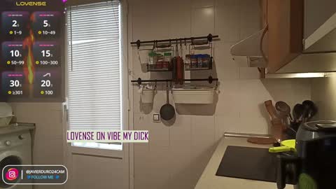 Snapshot of javierduro24 chatting on December 15, 2024, 11:23 am javierduro24 online show from December 15, 2024, 11:23 am