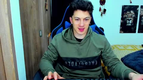 Snapshot of javiersexymann chatting on December 14, 2024, 3:51 am Javier online show from December 14, 2024, 3:51 am