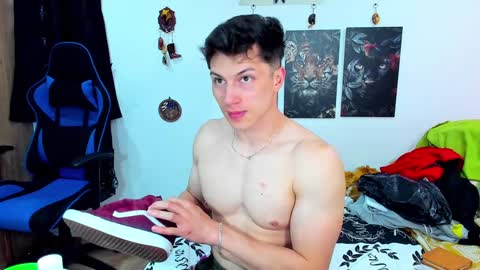 Snapshot of javiersexymann chatting on January 28, 2025, 8:26 pm Javier online show from January 28, 2025, 8:26 pm