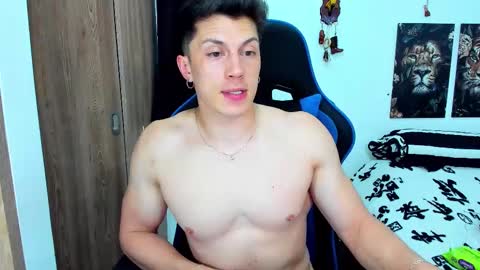 Snapshot of javiersexymann chatting on February 11, 2025, 11:44 pm Javier online show from February 11, 2025, 11:44 pm