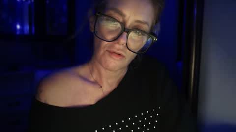 JAV online show from December 3, 2025, 12:36 pm