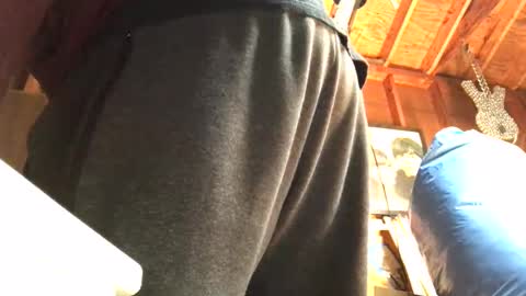 Jaws  online show from October 10, 2025, 6:01 am