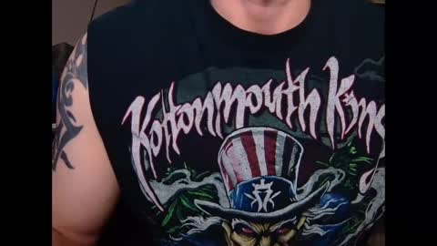 Snapshot of jaxjohnson12 chatting on November 18, 2025, 5:17 pm jaxjohnson12 online show from November 18, 2025, 5:17 pm