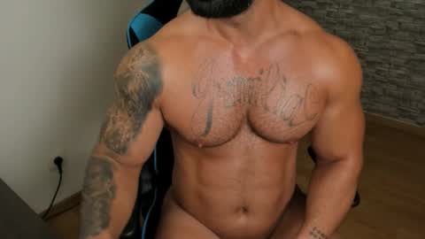 Snapshot of jaxonhunk chatting on December 13, 2025, 10:15 pm JaxonHunk online show from December 13, 2025, 10:15 pm