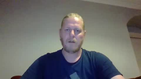 Snapshot of jaxx7777 chatting on December 4, 2025, 2:32 am jaxx7777 online show from December 4, 2025, 2:32 am