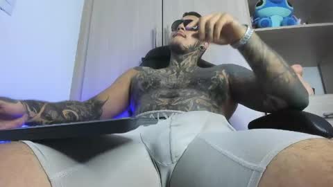 Snapshot of jaxxon22cm chatting on May 26, 2026, 8:38 pm Michael independient model online show from May 26, 2026, 8:38 pm