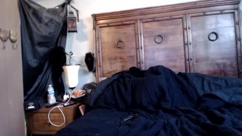 Snapshot of jaxxxdaddy chatting on October 10, 2025, 6:18 pm jax online show from October 10, 2025, 6:18 pm