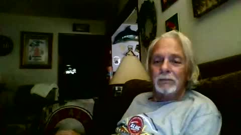 Snapshot of jay_jay1475 chatting on April 18, 2026, 7:58 pm jay-jay1475 online show from April 18, 2026, 7:58 pm