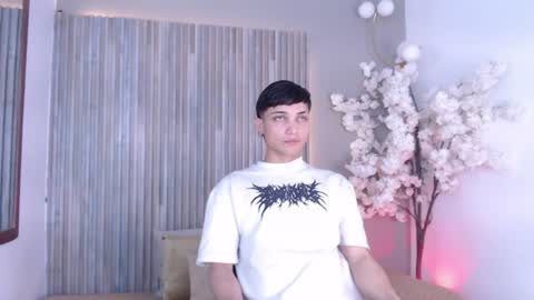 Snapshot of jay_smile chatting on June 10, 2026, 3:50 am JAY online show from June 10, 2026, 3:50 am