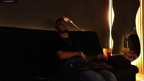 Jay online show from November 5, 2025, 2:55 am