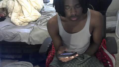 Snapshot of jaybry05 chatting on November 17, 2025, 7:30 pm jay online show from November 17, 2025, 7:30 pm