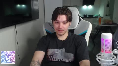 Jayce online show from May 22, 2026, 1:57 am
