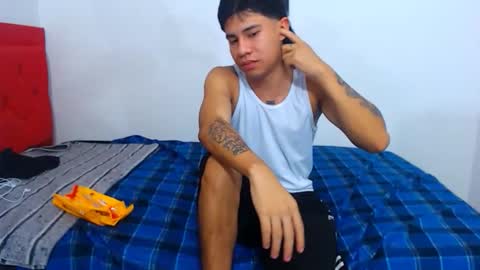 jaycollins online show from April 3, 2026, 4:43 am