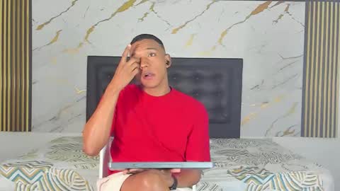 jaydenjhonson online show from November 23, 2025, 12:27 pm