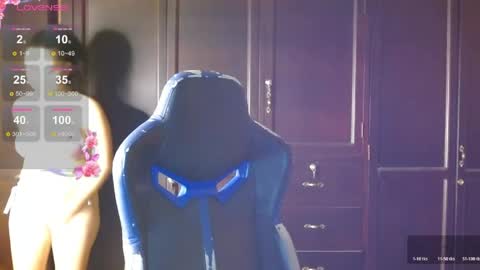      online show from April 5, 2026, 11:35 pm