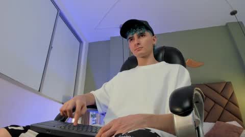 Snapshot of jaydenvillalobos chatting on September 14, 2025, 8:41 pm jaydenvillalobos online show from September 14, 2025, 8:41 pm