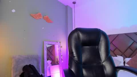 Snapshot of jaydenvillalobos chatting on October 6, 2025, 12:35 pm jaydenvillalobos online show from October 6, 2025, 12:35 pm