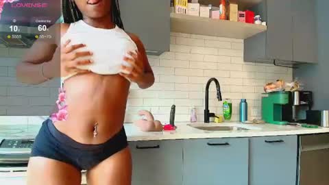 Naomiruty online show from July 26, 2026, 8:05 pm