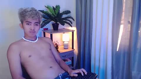 Snapshot of jaysee_hugecox chatting on April 26, 2026, 10:51 pm jaysee_hugecox online show from April 26, 2026, 10:51 pm