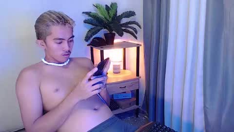 Snapshot of jaysee_hugecox chatting on May 5, 2026, 5:15 am jaysee_hugecox online show from May 5, 2026, 5:15 am