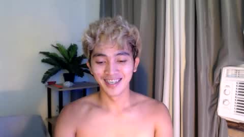 Snapshot of jaysee_hugecox chatting on May 31, 2026, 6:20 pm jaysee_hugecox online show from May 31, 2026, 6:20 pm