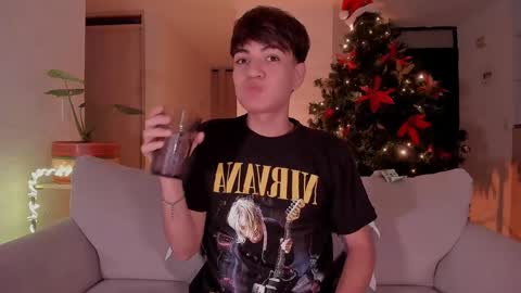 Snapshot of jaythomax chatting on December 1, 2024, 8:42 pm jaythomax online show from December 1, 2024, 8:42 pm