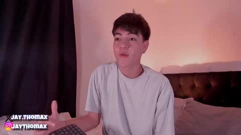 Snapshot of jaythomax chatting on December 20, 2024, 8:12 pm jaythomax online show from December 20, 2024, 8:12 pm