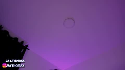 Snapshot of jaythomax chatting on December 23, 2024, 8:55 am jaythomax online show from December 23, 2024, 8:55 am