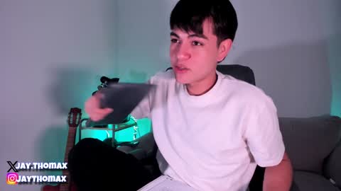 Snapshot of jaythomax chatting on February 6, 2025, 3:41 pm jaythomax online show from February 6, 2025, 3:41 pm