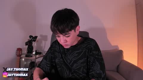 Snapshot of jaythomax chatting on February 8, 2025, 11:24 pm jaythomax online show from February 8, 2025, 11:24 pm