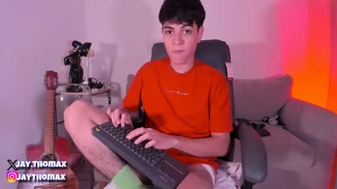 Snapshot of jaythomax chatting on February 9, 2025, 9:28 pm jaythomax online show from February 9, 2025, 9:28 pm