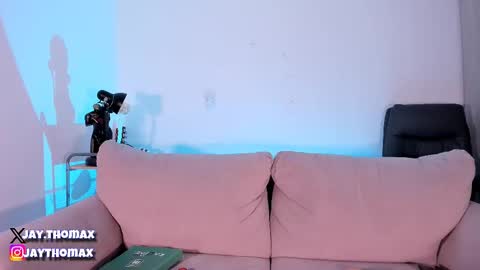 Snapshot of jaythomax chatting on February 10, 2025, 7:49 pm jaythomax online show from February 10, 2025, 7:49 pm