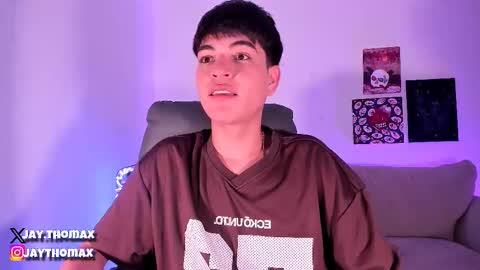 Snapshot of jaythomax chatting on February 21, 2025, 12:38 am jaythomax online show from February 21, 2025, 12:38 am