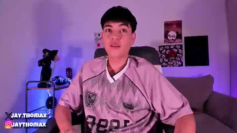 Snapshot of jaythomax chatting on February 21, 2025, 6:48 pm jaythomax online show from February 21, 2025, 6:48 pm