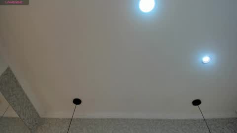 Snapshot of jazlin_angels chatting on October 31, 2025, 8:04 am JAZLIN ANGELS online show from October 31, 2025, 8:04 am