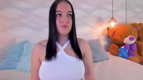 JAZLIN ANGELS online show from January 14, 2026, 10:25 pm