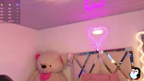 Jazmin  online show from November 22, 2025, 11:42 am