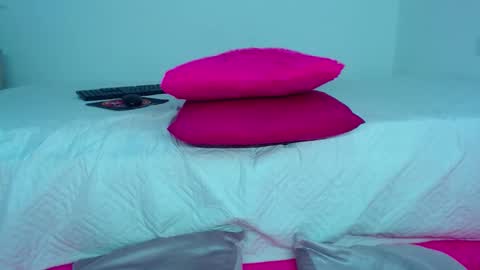 jazmin online show from January 8, 2026, 11:51 pm