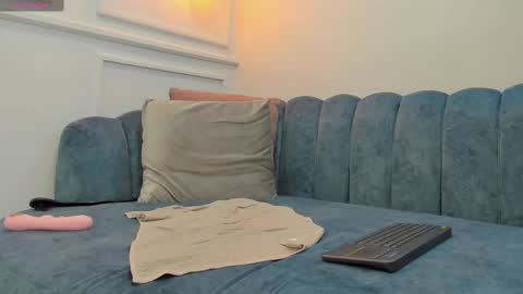 Jasmine  online show from February 14, 2025, 7:17 am