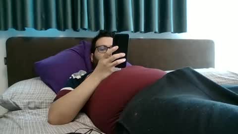 Snapshot of jbon23 chatting on March 8, 2026, 9:13 am Josbon23 online show from March 8, 2026, 9:13 am