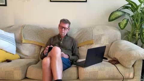 Snapshot of jcar57 chatting on November 17, 2025, 2:34 pm Jon online show from November 17, 2025, 2:34 pm