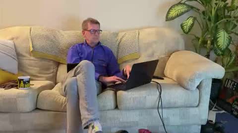 Snapshot of jcar57 chatting on November 18, 2025, 11:15 pm Jon online show from November 18, 2025, 11:15 pm