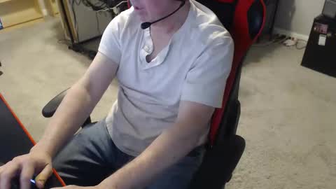 Snapshot of jcor13 chatting on January 22, 2025, 11:43 pm Jim online show from January 22, 2025, 11:43 pm