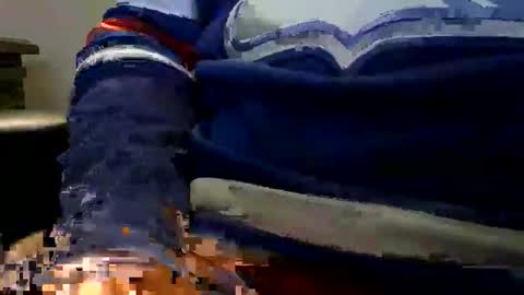 jcraggle2854 online show from November 17, 2025, 2:34 pm