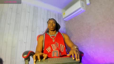 jd thebaby online show from December 21, 2025, 8:05 pm