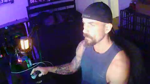 jdcornett85 online show from March 1, 2026, 6:37 am