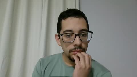 Snapshot of jean_hard_ chatting on October 27, 2025, 4:27 am jean_hard_ online show from October 27, 2025, 4:27 am