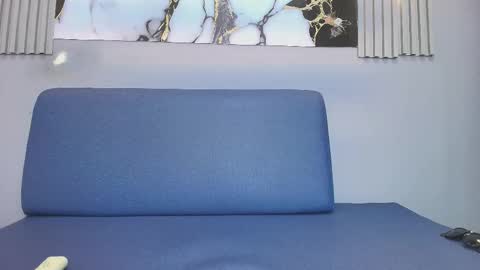 JEAN online show from February 22, 2026, 1:40 am