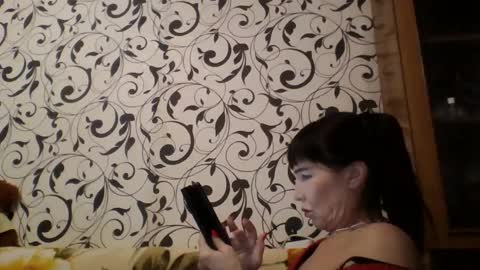 JeaneDavis online show from February 3, 2025, 6:07 pm