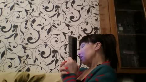 JeaneDavis online show from February 11, 2025, 12:48 pm